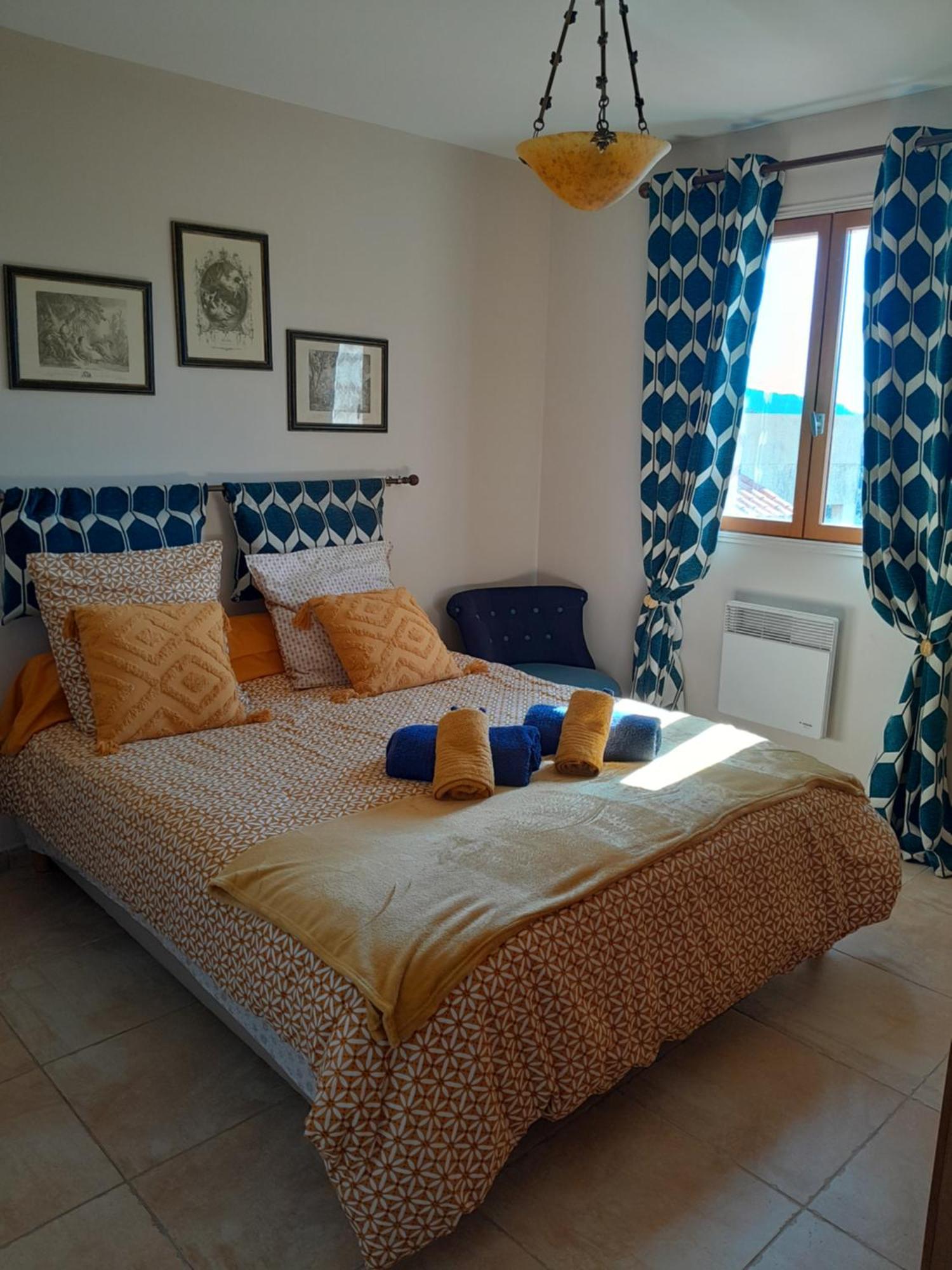 Mare E Monti Chez Thomas Et Magali Bed & Breakfast Vico Bagian luar foto